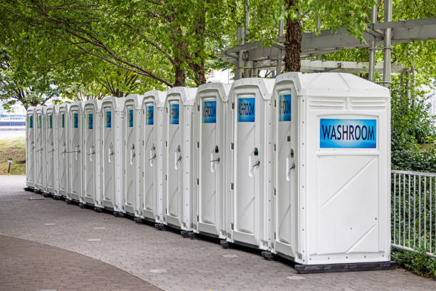 Best Portable restroom trailer rental  in Chipley, FL